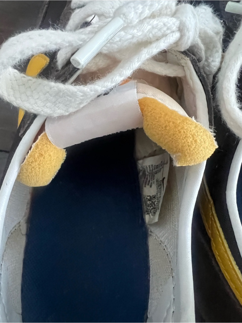 Nike Women's Black and Yellow Low-Top Sneakers - Picture 5 of 8